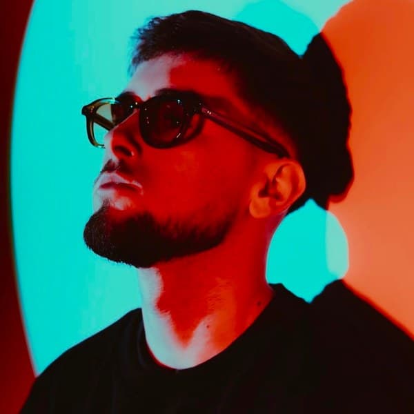 Portrait de Enzo GF, DJ à cette soirée LYFE